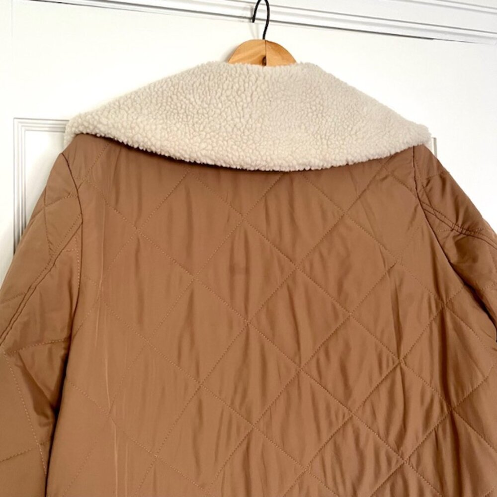 Quilted Camel Mid-length Coat with Shearling Collar | Size Medium - Picture 7 of 13